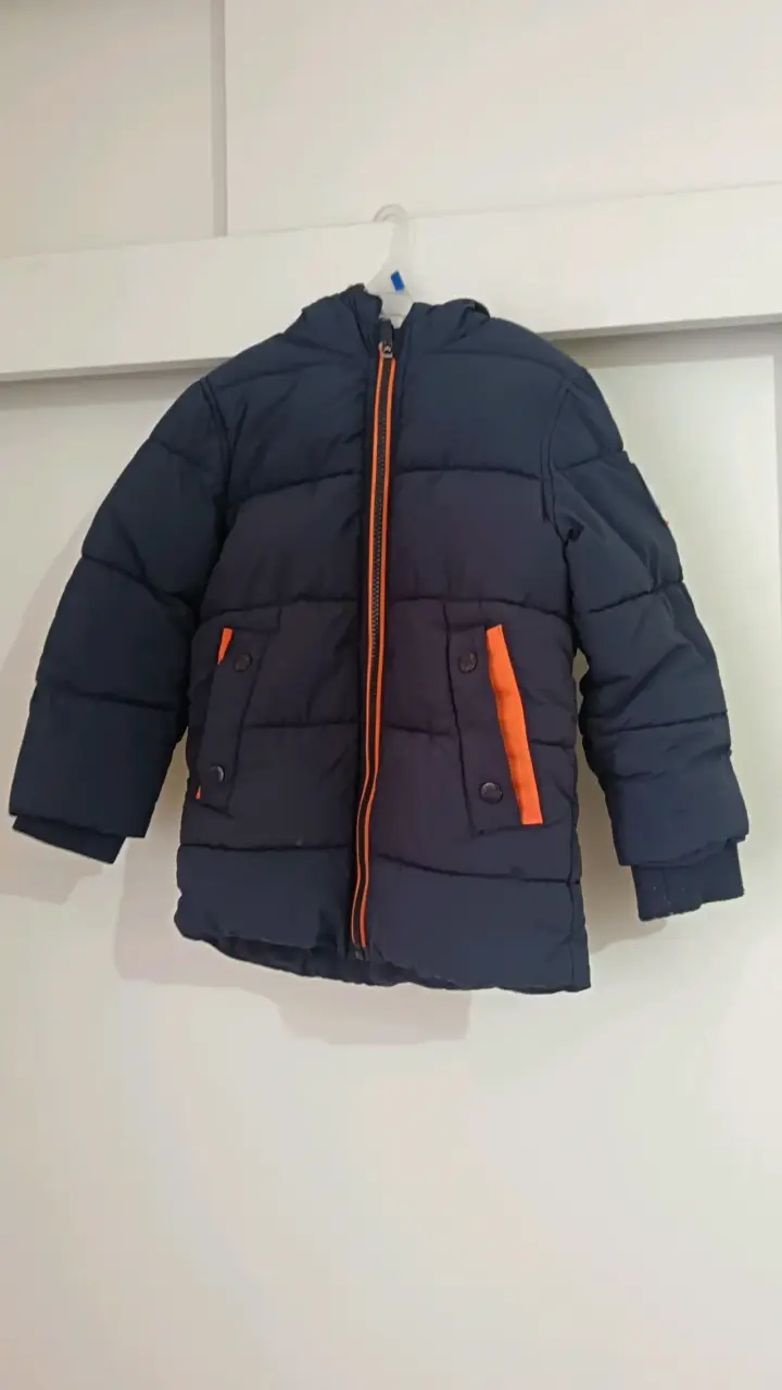 Chaqueta inflada azul para niño - 1