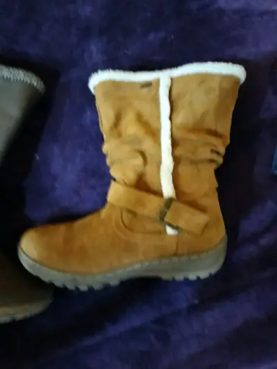 Botas de gamuza color camel - miniatura 1