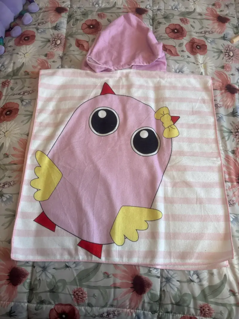 Poncho de toalla infantil con capucha - 1