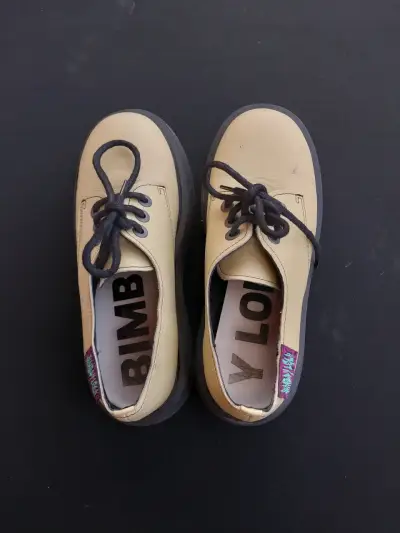 Zapatos BIMBA Y LOLA plataforma amarillo patito - miniatura 2
