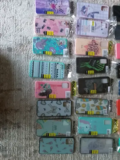 Fundas de celular y protectores de vidrio templado - miniatura 2