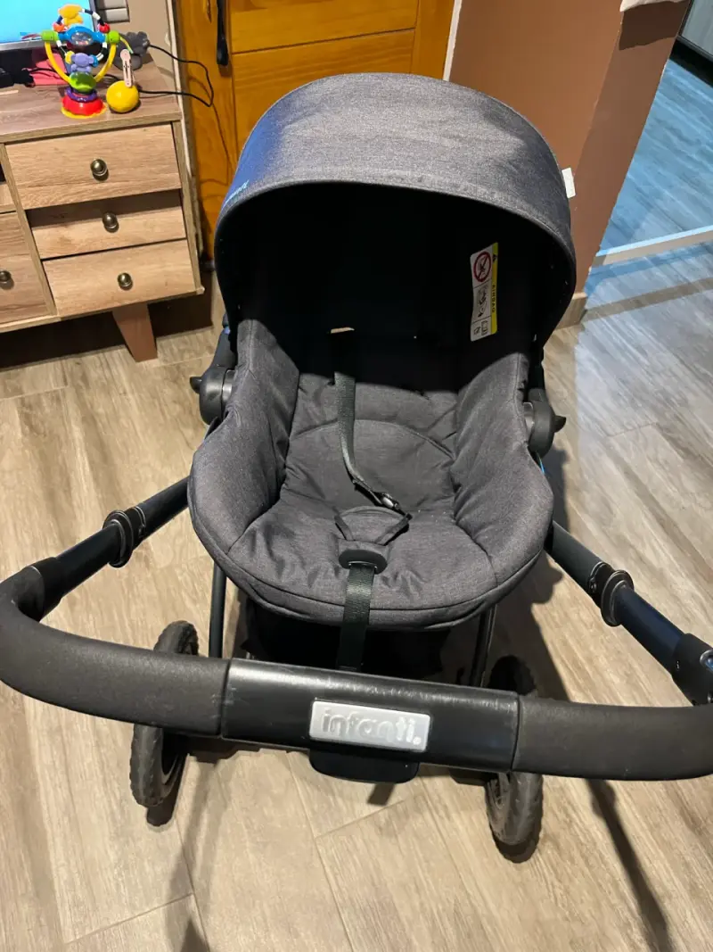 Coche y silla de auto para bebé negro Infanti - 3