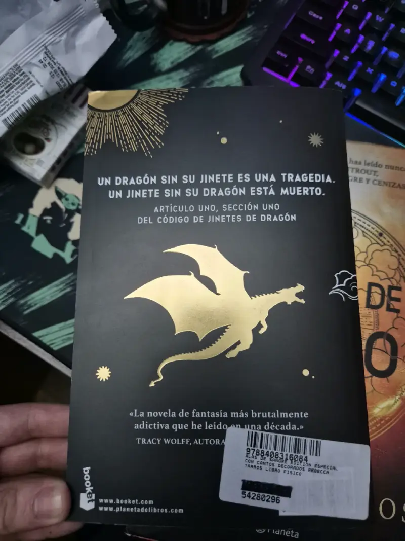 Libro Álas de Sangre - Rebecca Yarros - 2