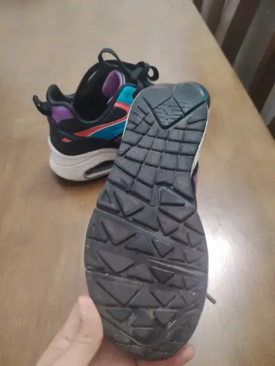 Zapatillas deportivas coloridas - miniatura 3