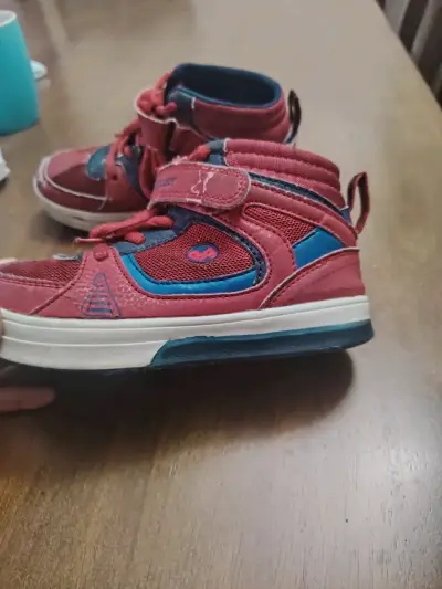 Zapatillas deportivas rojas para niños - miniatura 3