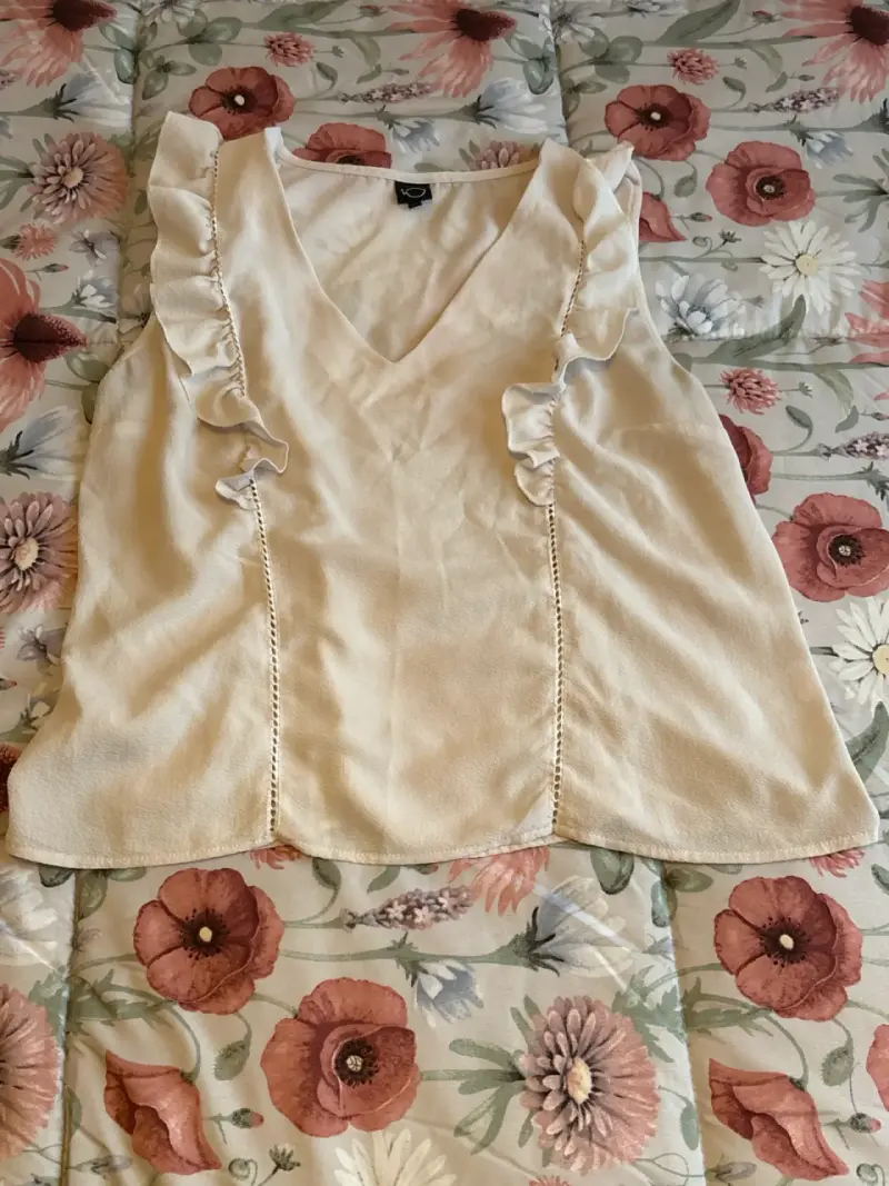 Blusa sin mangas color blanco - 1