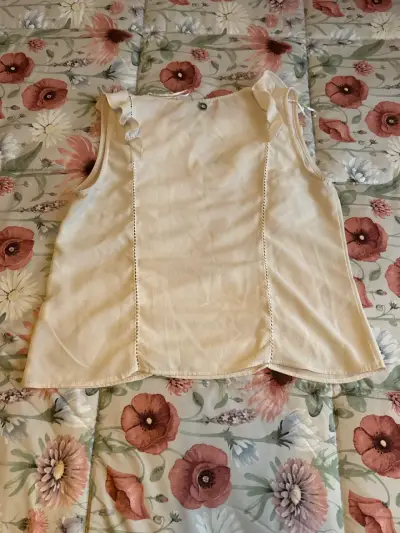 Blusa sin mangas color blanco - miniatura 2