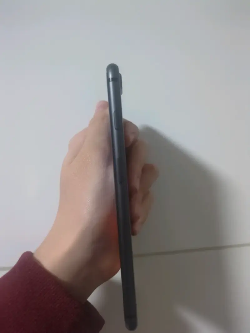 IPhone 8 plus 64 gb - 4
