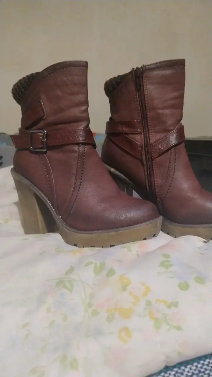 Botines de cuero  sintético marrón con taco - 3