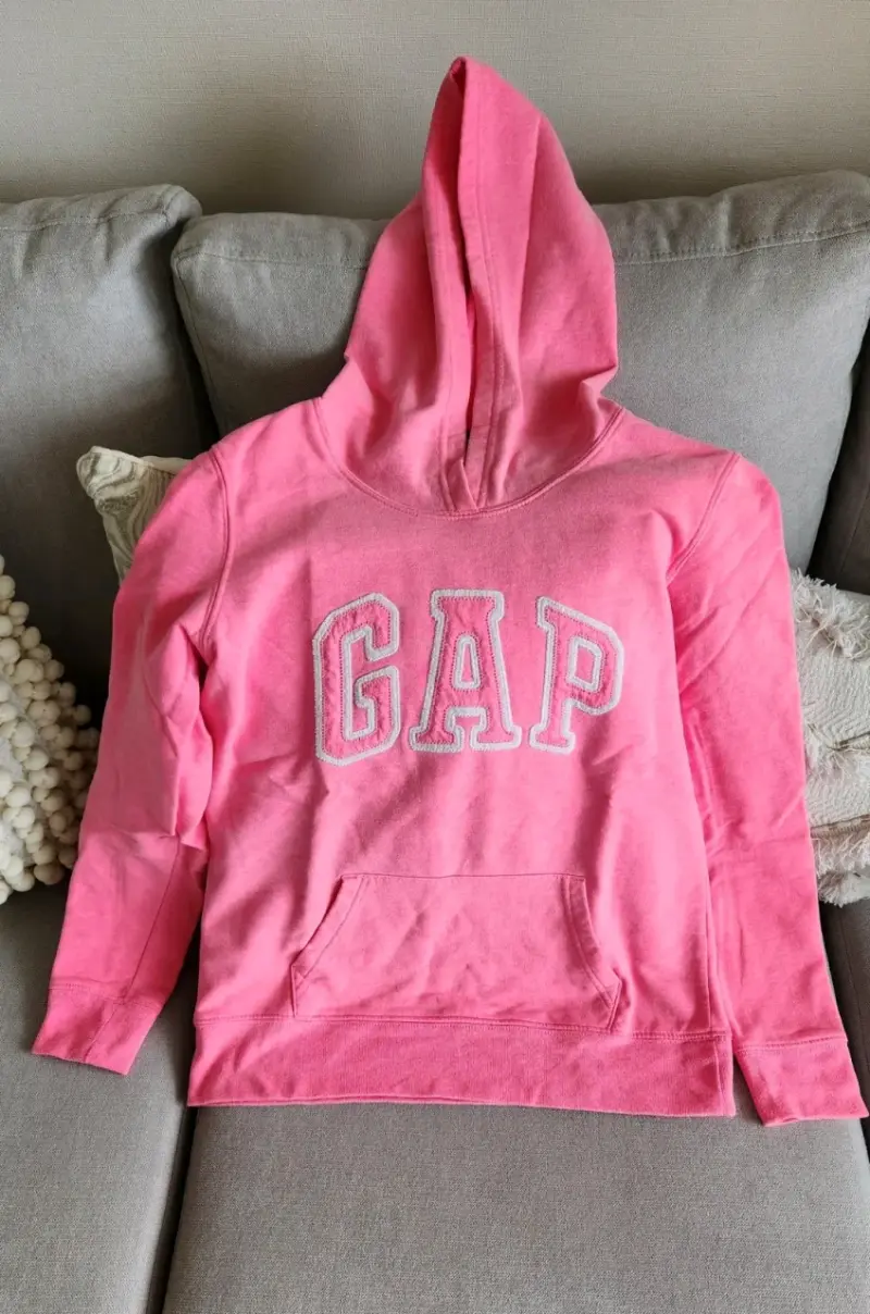 Polerón rosado GAP con capucha talla Xs - 3