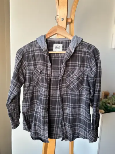 Camisa de franela con capucha - miniatura 1