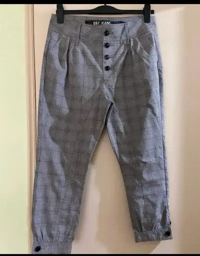 Pantalones de cuadros grises - miniatura 1