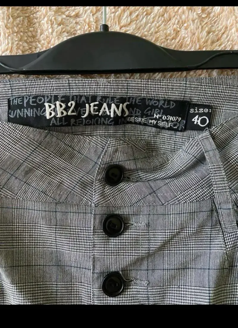 Pantalones de cuadros grises - 3