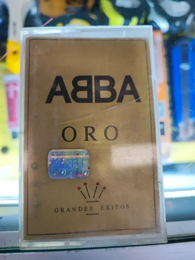 Lote de cassettes de música variada - 6