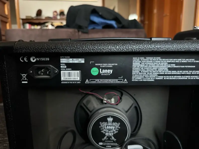 Amplificador De Práctica Laney LX20R Con Reverb 20 - 3