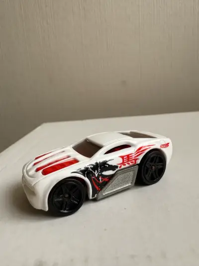 Auto de juguete Hot Wheels - miniatura 4