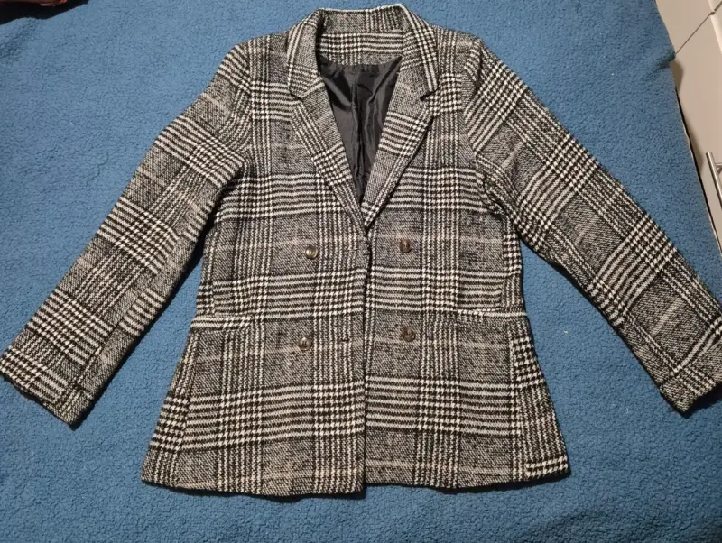Blazer a cuadros blanco y negro - 2