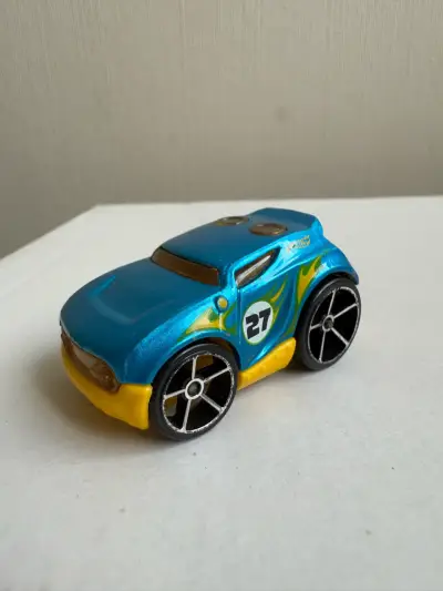 Auto de juguete Hot Wheels - miniatura 4