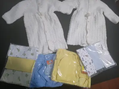 Conjunto de ropa para bebé - miniatura 3