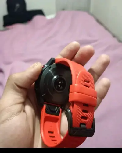 Reloj inteligente Epix rojo - miniatura 3