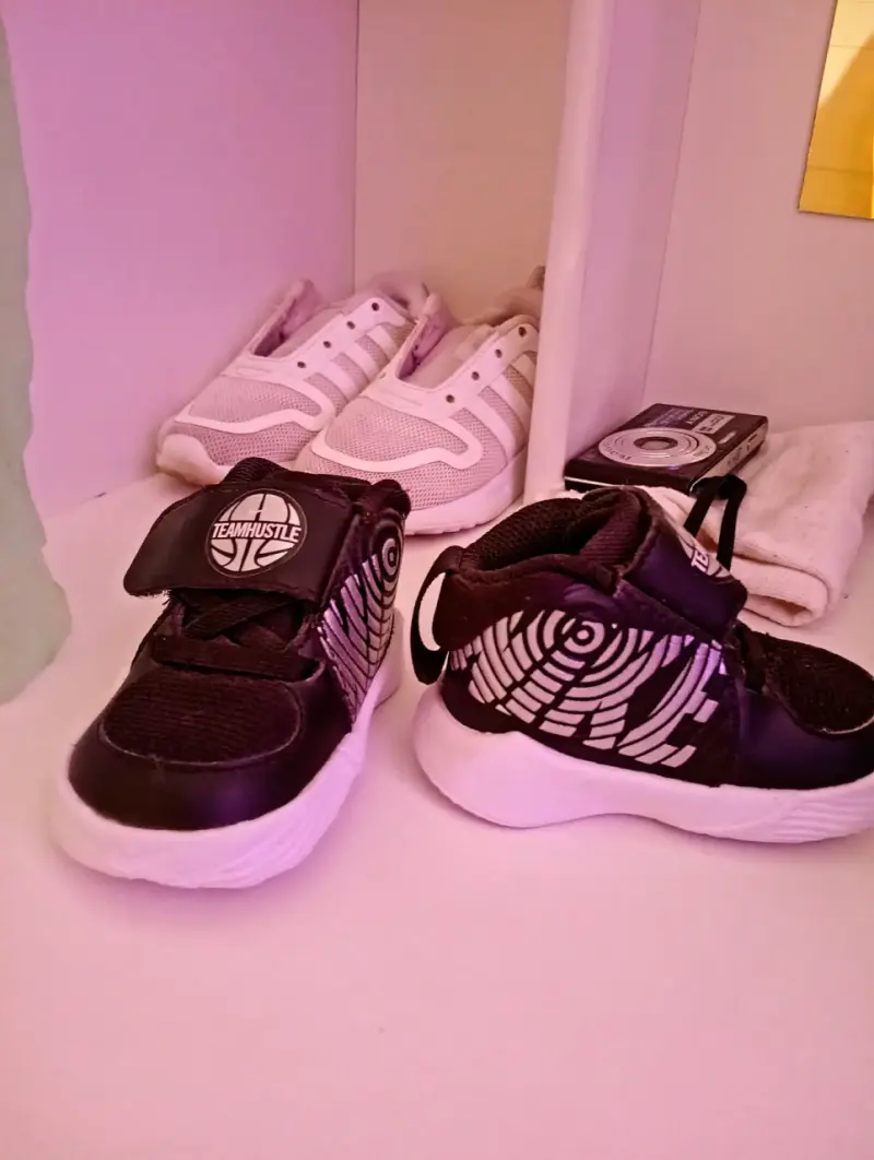 Zapatillas Team Hustle negras - 1