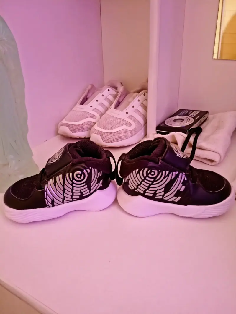 Zapatillas Team Hustle negras - 3