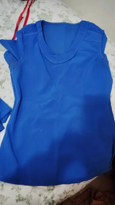 uniformes clínicos - miniatura 3