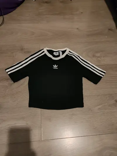 Polera Adidas mujer XS con franjas - miniatura 1
