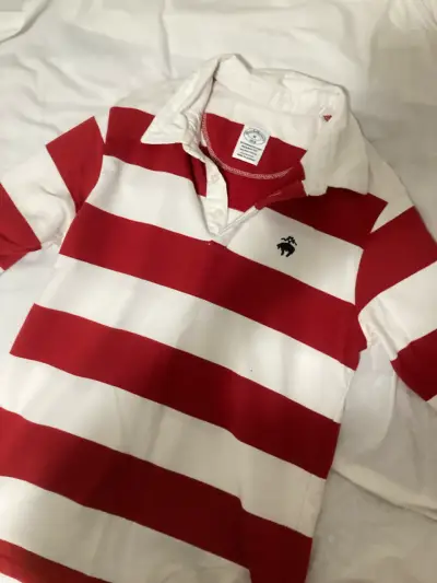 Polera polo rugby rayada roja y blanca - miniatura 1