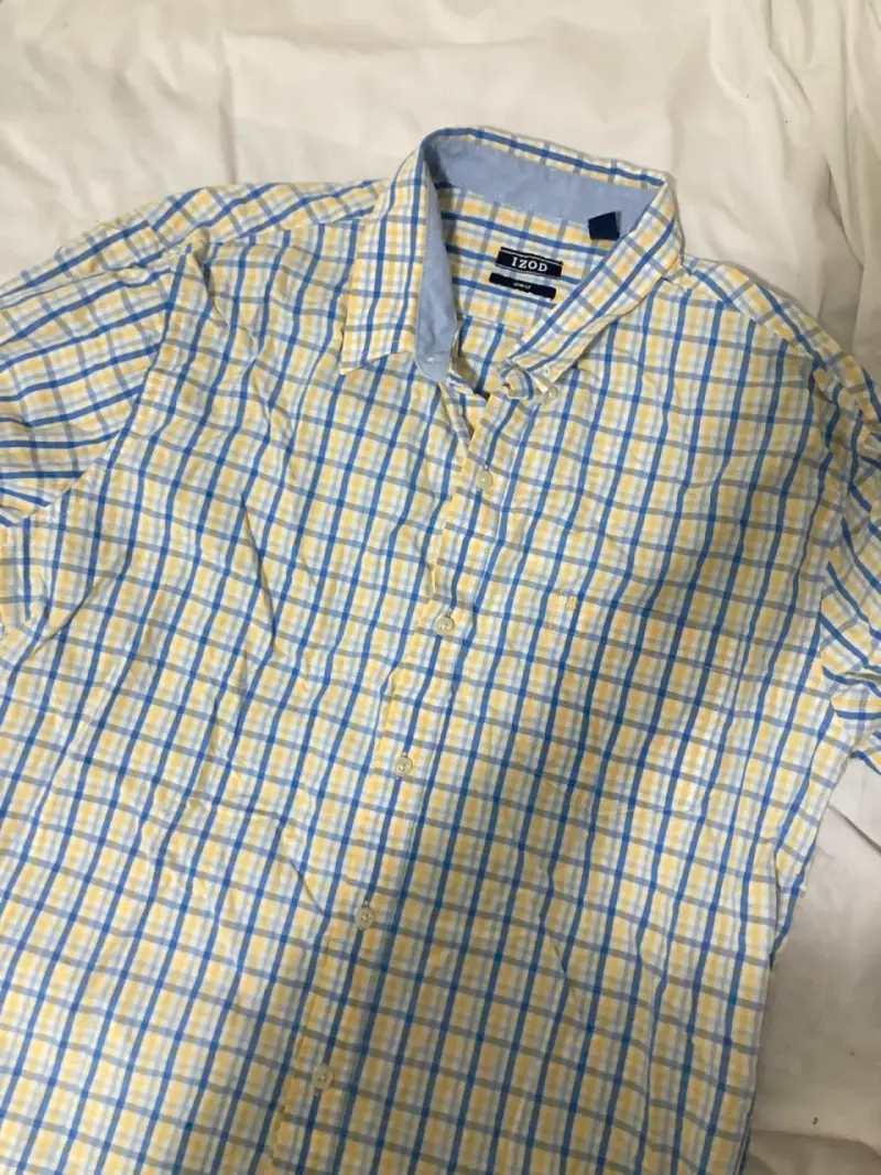 Camisa a cuadros IZOD multicolor - 1