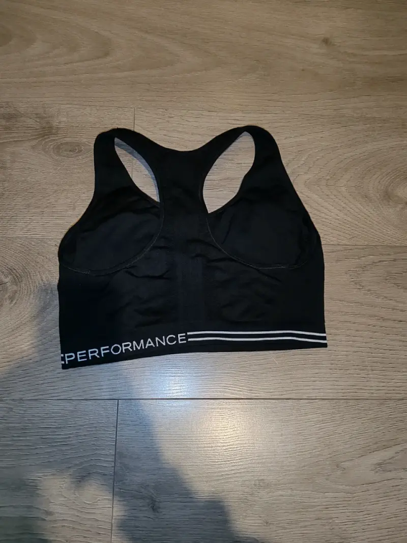 Top deportivo Calvin Klein negro M o L Importado - 2
