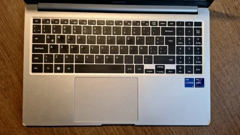 VENDO PARA DESARME COMPLETO - Samsung Galaxy Book - 2