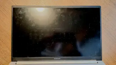 VENDO PARA DESARME COMPLETO - Samsung Galaxy Book - miniatura 3
