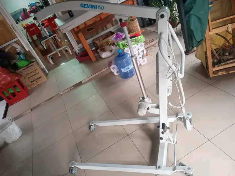 Grúa elevadora para pacientes - 3