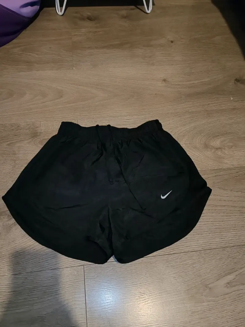 Shorts mujer XS deportivos negros Nike Importado - 1
