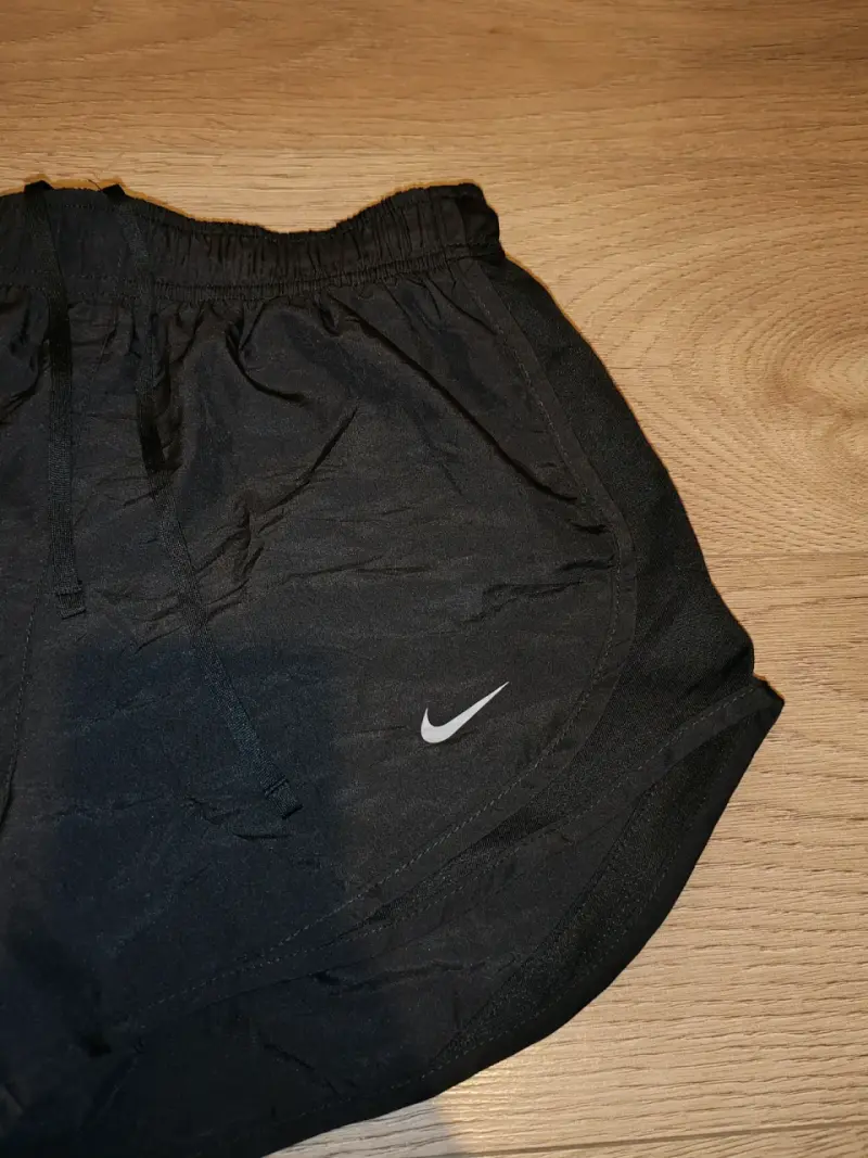 Shorts mujer XS deportivos negros Nike Importado - 2