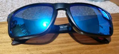Anteojos de sol polarizados Oakley - miniatura 5