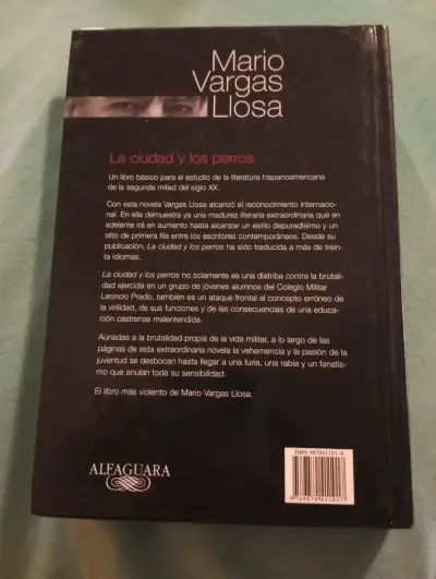 Libro La Ciudad y los Perros – Mario Vargas Llosa - miniatura 2