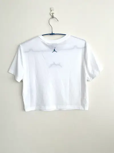 Polera blanca marca Jordan original - miniatura 4