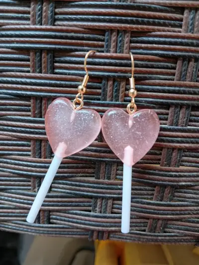 Aros colgantes corazón rosa - miniatura 3