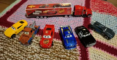 Set de autos Cars de jugueteria - miniatura 2