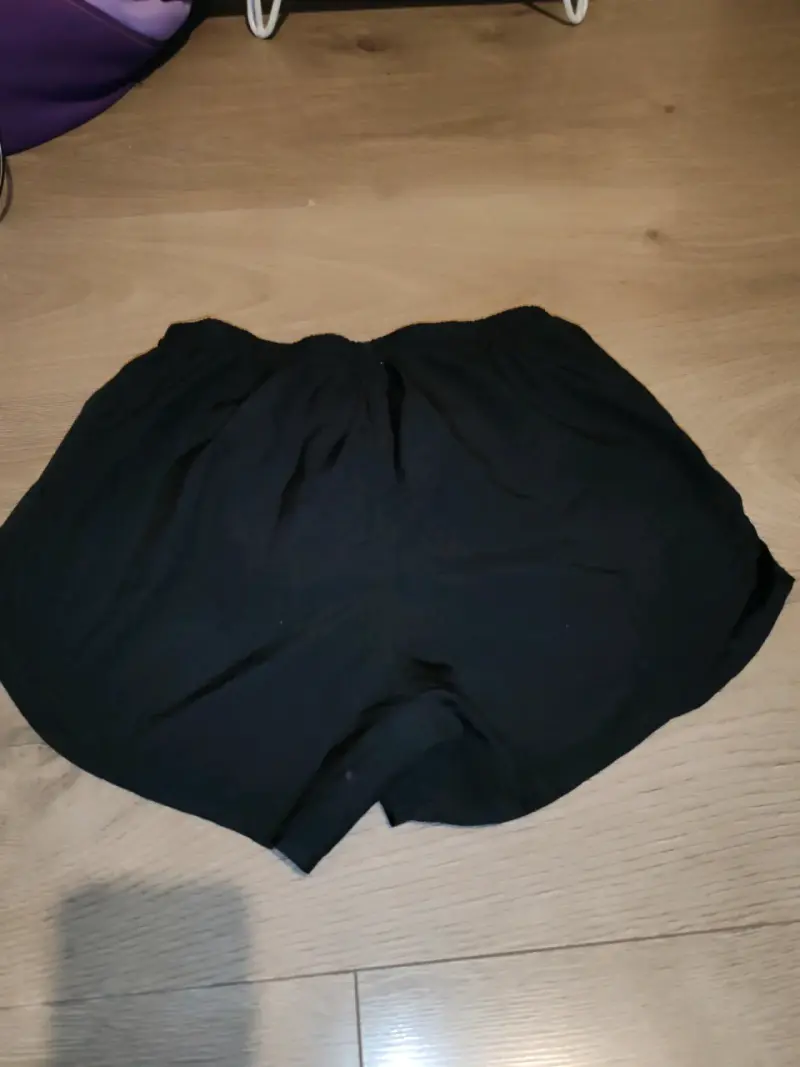 Shorts mujer S deportivos negros Nike Importado - 4