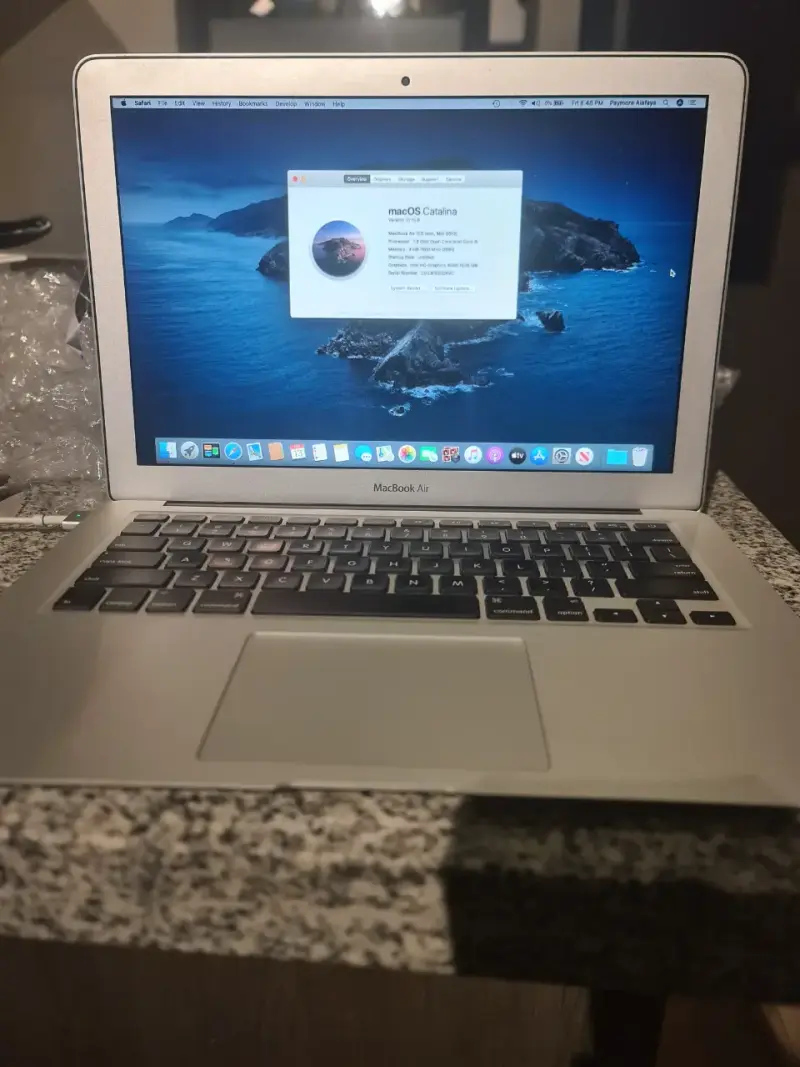 Laptop MacBook Air 13 pulgadas - 2