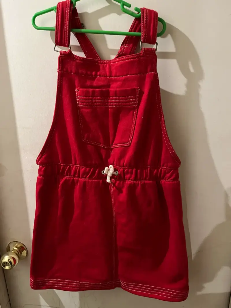Jumper tipo overol rojo - 1