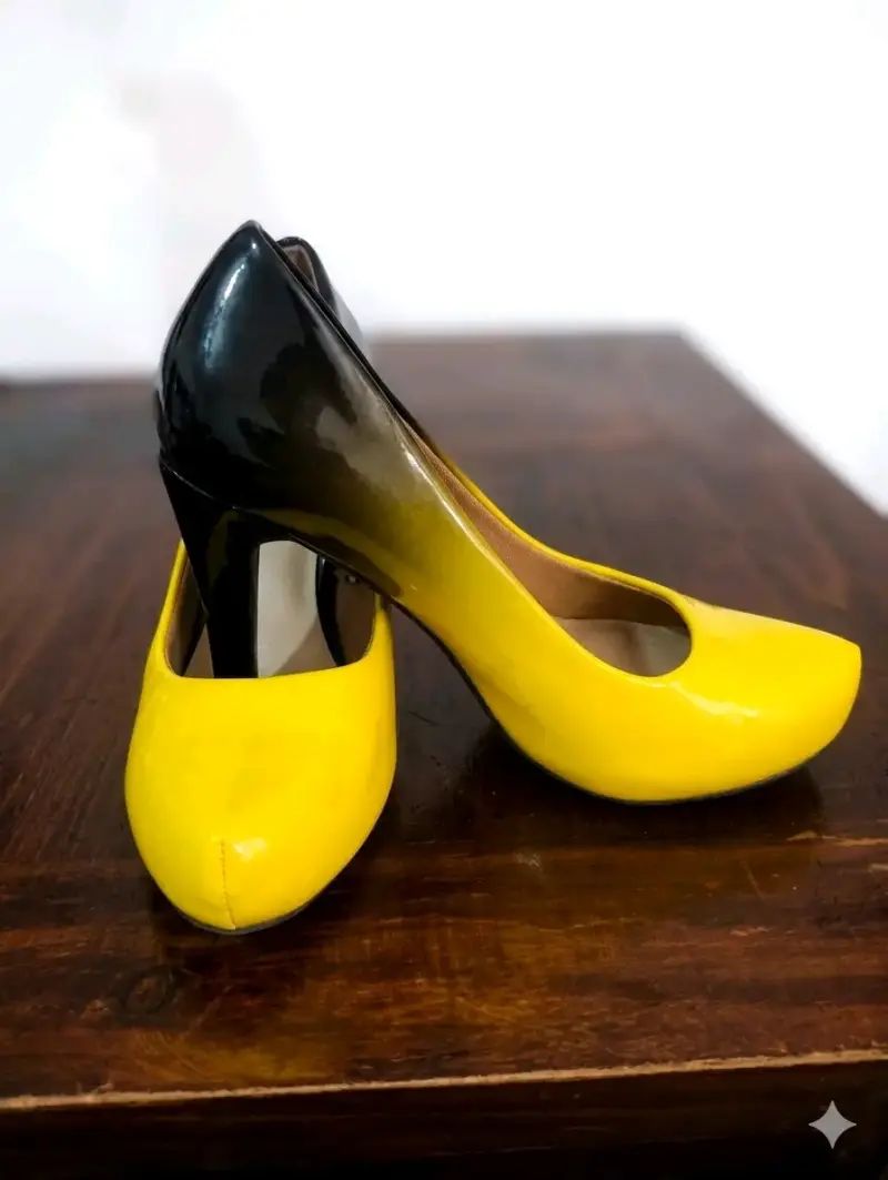 Tacones bicolor amarillo y negro - 2