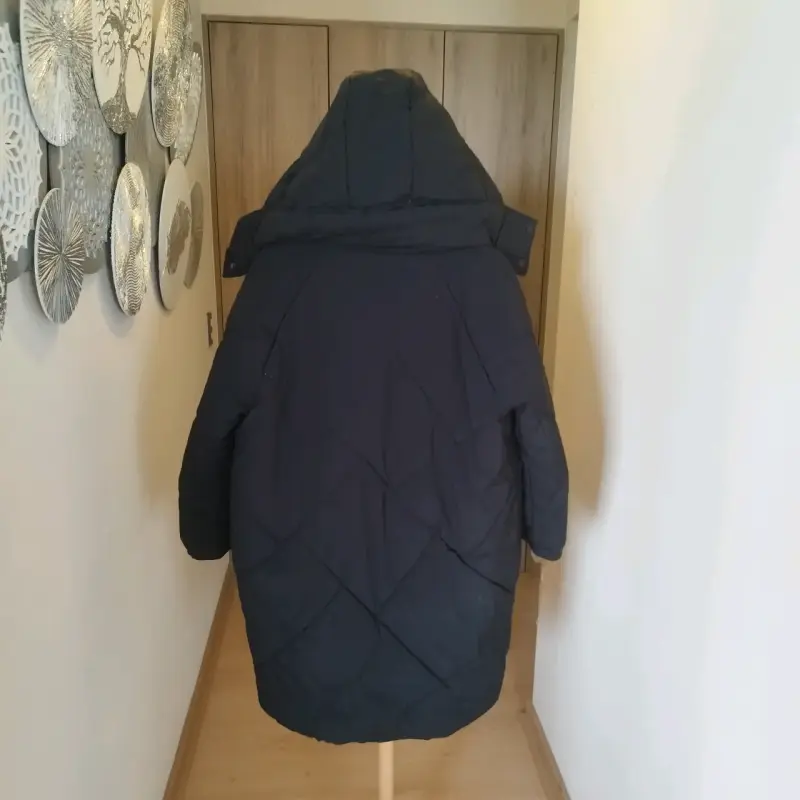 Parka negra acolchada oversize M - 2