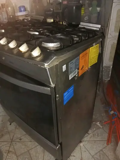 Cocina a gas usada - miniatura 6
