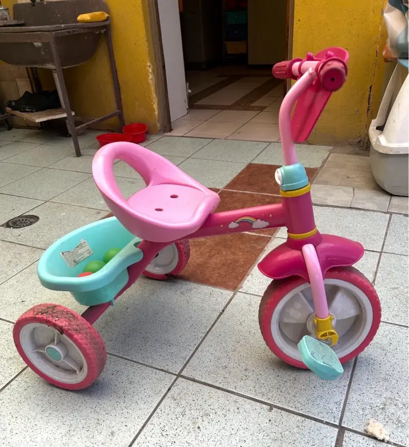 Triciclo infantil rosa - 1