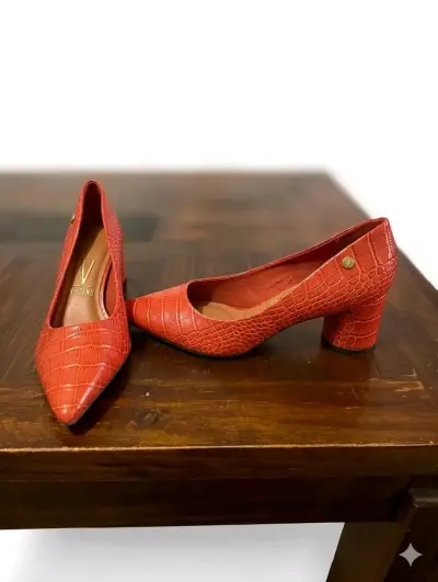 Zapatos de charol rojos - miniatura 1
