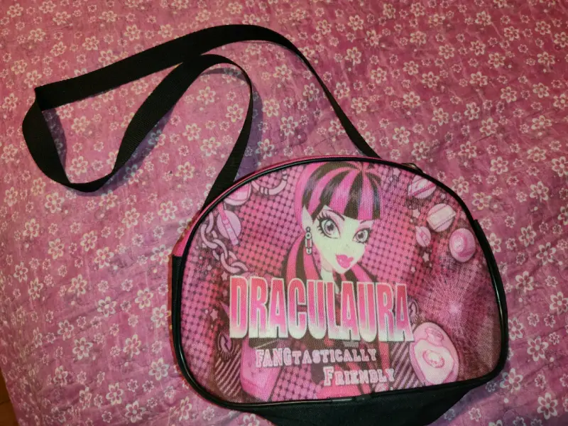 Bolso Draculura rosa con negro - 1